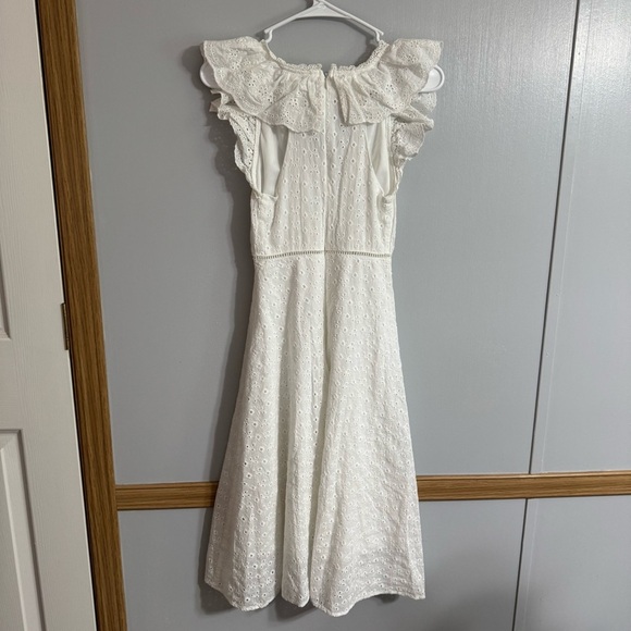 3/$32 Blue Rain White Eyelet Dress Size XXS - Picture 2 of 8